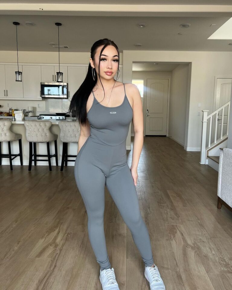 Josie Alesia - OnlyFans, Nudes, Leaked, TikTok, Net Worth 2023