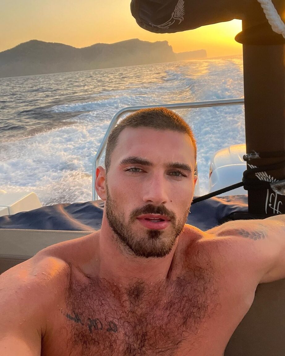 Michael Yerger LPsG - Stunning Paige Leather Jacket & Denim 2023 | Celebrity Facts N Secrets