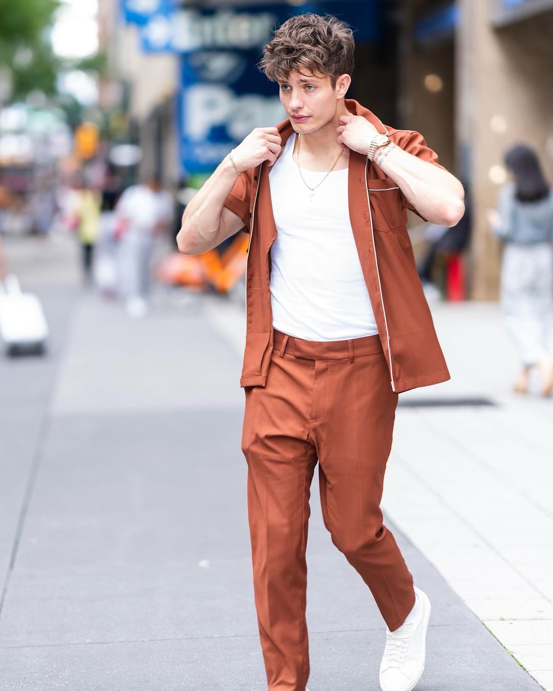 What is Matt Rife Net Worth 2023 - Height , Gay Status ! How Rich is
